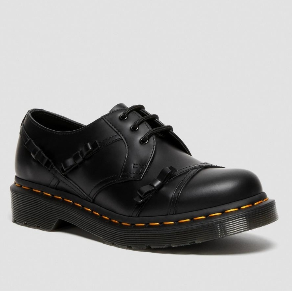 Doc Martens 1461 Bow Smooth Leather Oxford Shoes